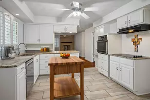 1228 Farnham Ct E, Irving, TX 75062 - Photo 15