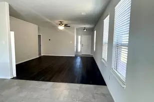 10517 Alpine Meadow Ln, Fort Worth, TX 76140 - Photo 3