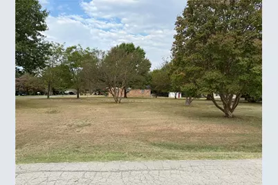 800 4th Street, Wills Point, TX 75169 - Photo 5