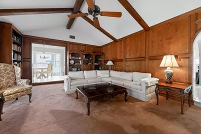 704 Castlewood Lane, Arlington, TX 76012 - Photo 17