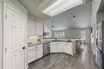 7804 Stansfield Drive, Fort Worth, TX 76137 - Photo 17