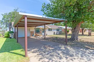 1528 Sunset St, Merkel, TX 79536 - Photo 3