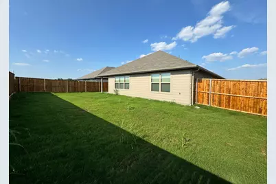 2018 Sycamore Ridge Trail, Van Alstyne, TX 75495 - Photo 31