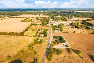 209 Farm Road 2352, Honey Grove, TX 75446 - Photo 31