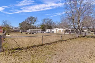 1729 Elliot Dr, Canton, TX 75103 - Photo 39