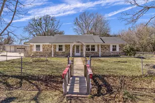 1729 Elliot Dr, Canton, TX 75103 - Photo 1