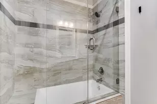 507 E Dallas Rd, Grapevine, TX 76051 - Photo 17
