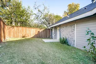 507 E Dallas Rd, Grapevine, TX 76051 - Photo 29