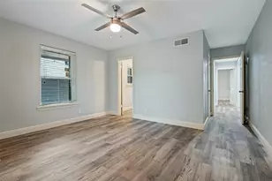1585 E Kiest Blvd, Dallas, TX 75216 - Photo 5