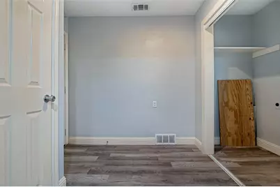 1585 E Kiest Boulevard, Dallas, TX 75216 - Photo 21