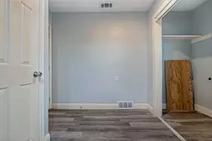 1585 E Kiest Blvd, Dallas, TX 75216 - Photo 21