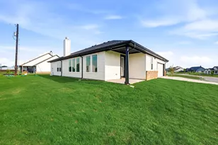 116 Park Hurst Dr, Boyd, TX 76023 - Photo 39