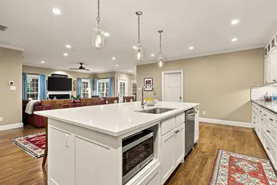 1018 Clermont Avenue, Dallas, TX 75223 - Photo 11