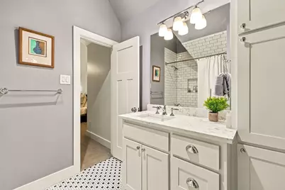 1018 Clermont Avenue, Dallas, TX 75223 - Photo 31