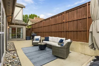 1018 Clermont Avenue, Dallas, TX 75223 - Photo 37