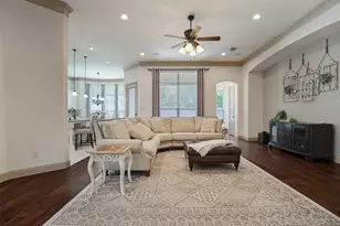 321 Berkshire Ct, Prosper, TX 75078 - Photo 5