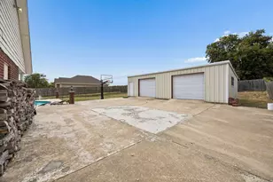 107 N Westlake Dr, Leonard, TX 75452 - Photo 37
