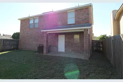 8133 Elvis Court, Fort Worth, TX 76134 - Photo 7