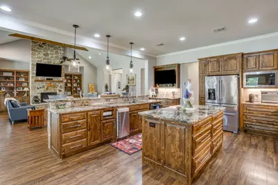1025 County Road 913, Joshua, TX 76058 - Photo 17