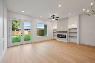 1641 Faye St, Dallas, TX 75215 - Photo 7