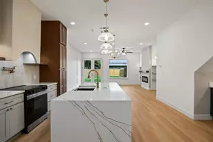 1641 Faye St, Dallas, TX 75215 - Photo 5