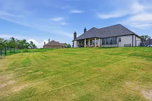 655 Winkler Wy, Springtown, TX 76082 - Photo 31