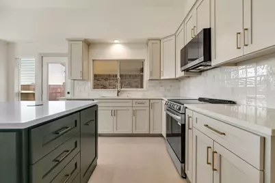 16726 Cleary Circle, Dallas, TX 75248 - Photo 15