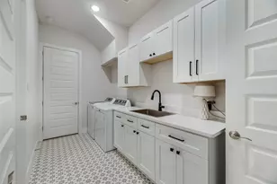 130 Craigmore Dr, Argyle, TX 76226 - Photo 25