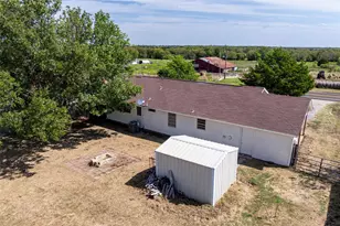 614 E Fm 272, Celeste, TX 75423 - Photo 21