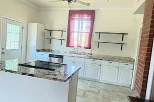 511 N Beaton St, Corsicana, TX 75110 - Photo 9