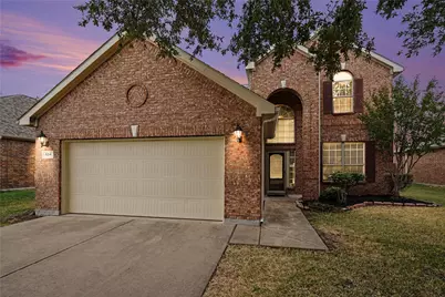 804 W Bend Boulevard, Burleson, TX 76028 - Photo 1
