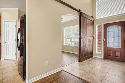 804 W Bend Boulevard, Burleson, TX 76028 - Photo 5