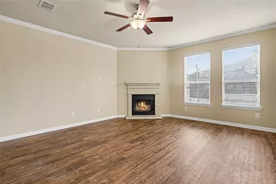 804 W Bend Boulevard, Burleson, TX 76028 - Photo 7