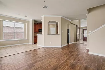 804 W Bend Boulevard, Burleson, TX 76028 - Photo 9