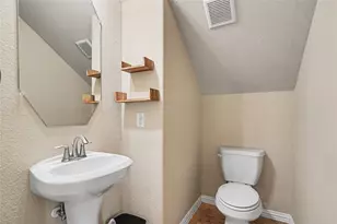 804 W Bend Blvd, Burleson, TX 76028 - Photo 15
