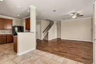804 W Bend Blvd, Burleson, TX 76028 - Photo 11