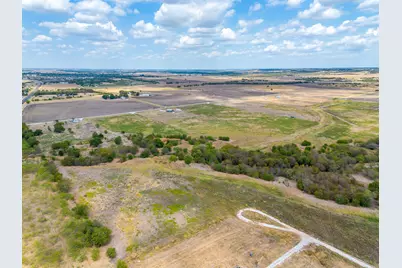 1627 Hill County Road 4242 N, Itasca, TX 76055 - Photo 7