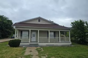 212 E 4th St, Keene, TX 76059 - Photo 25
