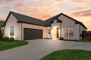 812 Stamford Ave, Arlington, TX 76002 - Photo 1