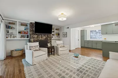 9864 Shoreview Road, Dallas, TX 75238 - Photo 7