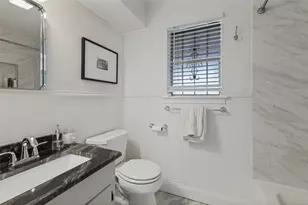 9864 Shoreview Rd, Dallas, TX 75238 - Photo 19
