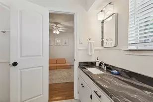 9864 Shoreview Rd, Dallas, TX 75238 - Photo 15
