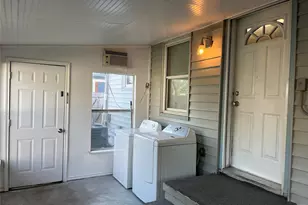 4816 Sherwood Dr, River Oaks, TX 76114 - Photo 13