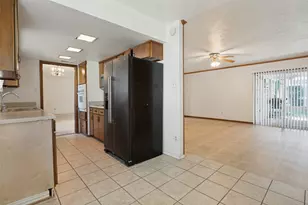 1633 Hanging Cliff Dr, Dallas, TX 75224 - Photo 17