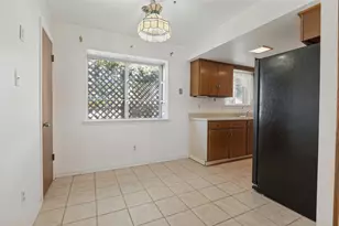 1633 Hanging Cliff Dr, Dallas, TX 75224 - Photo 5