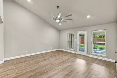 2040 Aspen Place, Lewisville, TX 75077 - Photo 21
