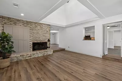 6720 Robin Willow Court, Dallas, TX 75248 - Photo 7