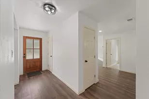 2002 Shawnee St, Denton, TX 76209 - Photo 3