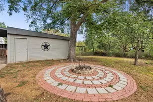 1720 S Fannin Ave, Denison, TX 75020 - Photo 5