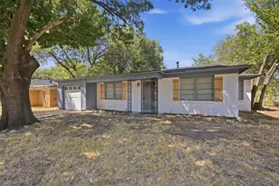 1203 Belvedere Dr, Arlington, TX 76010 - Photo 1